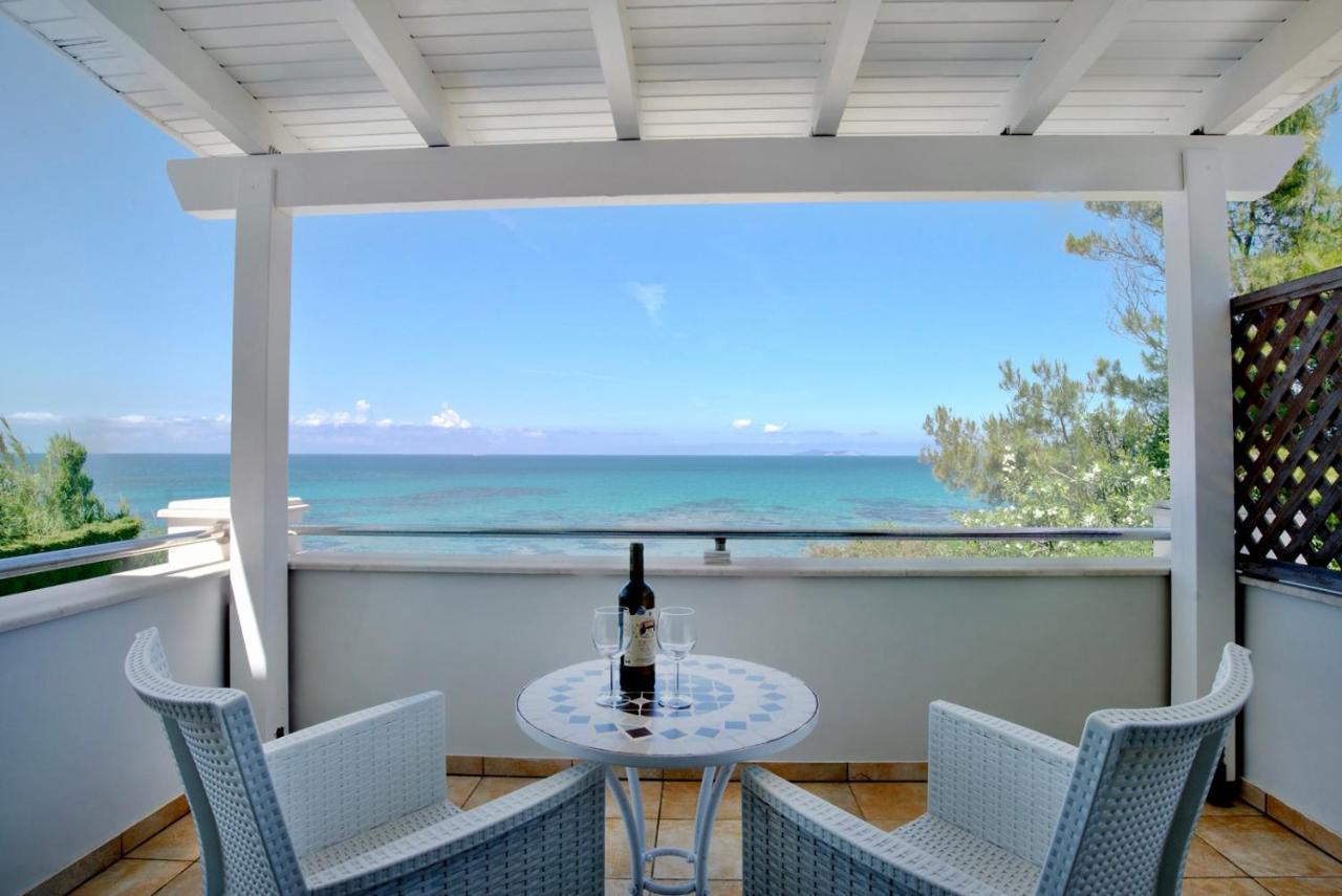 Beachfront Victoras - With Private Villa Sidari (Corfu)
